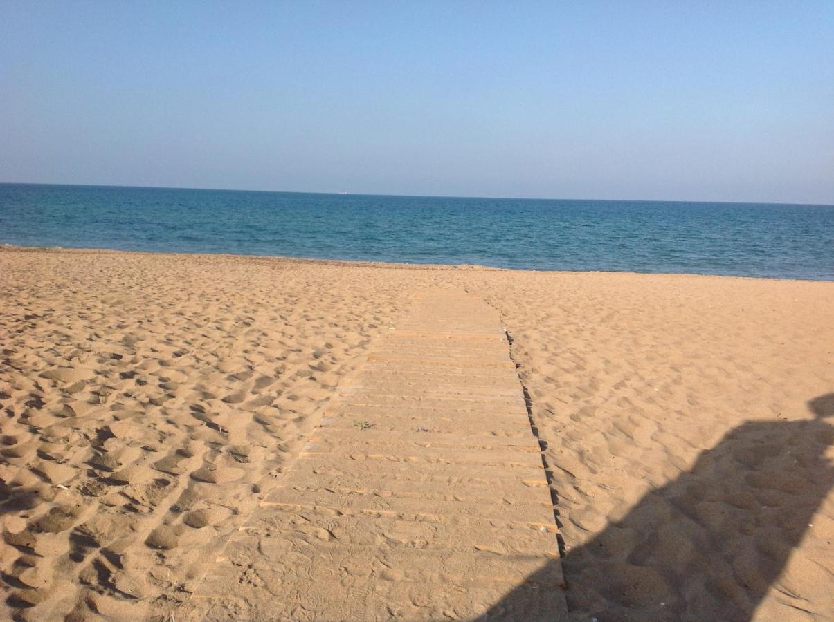 Urbanizacion Primera Linea De Playa Dénia Buitenkant foto